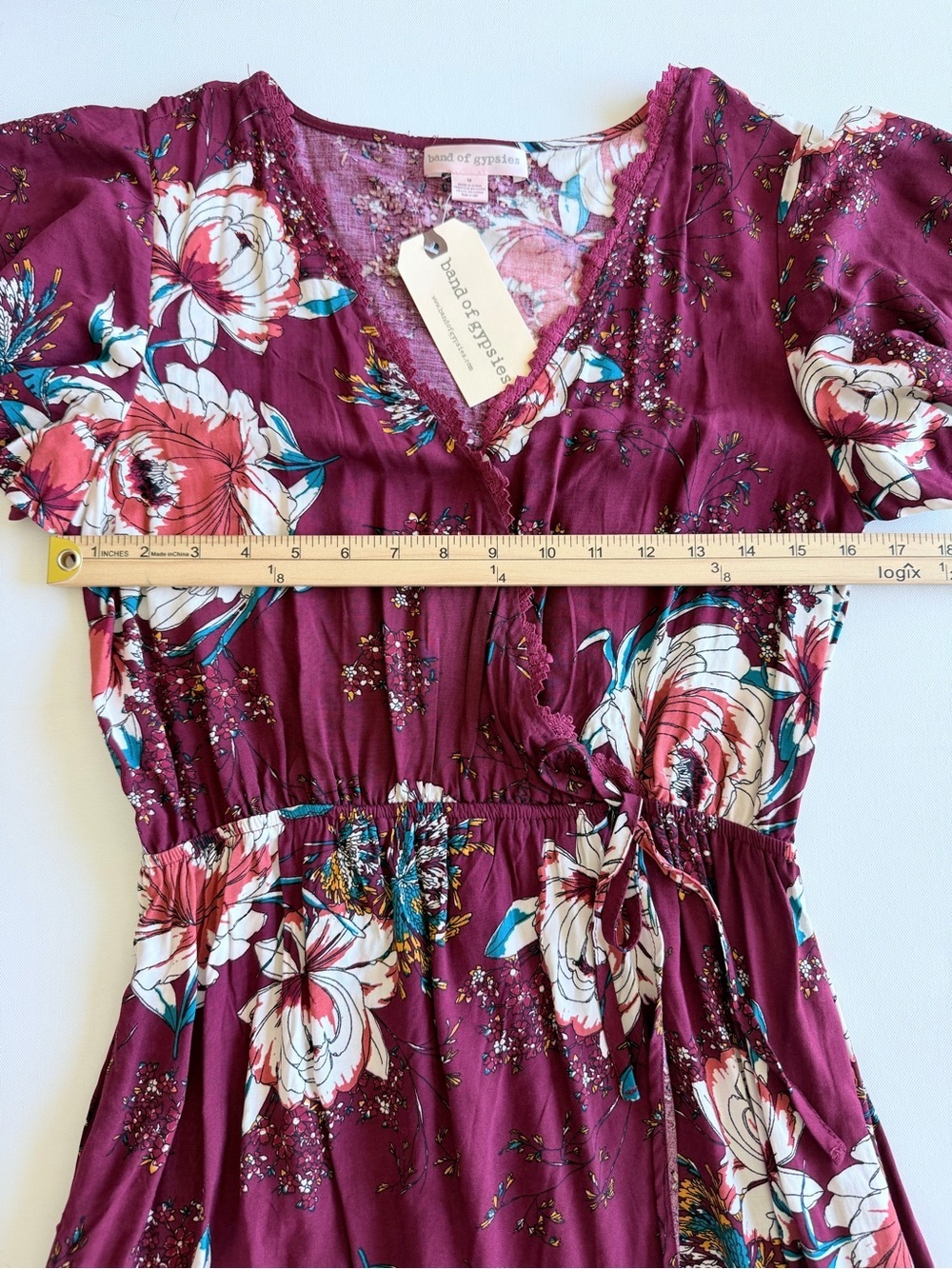 NWT Band of Gypsies Burgundy Floral High-Low Wrap Dress Medium - Picture 7 of 10
